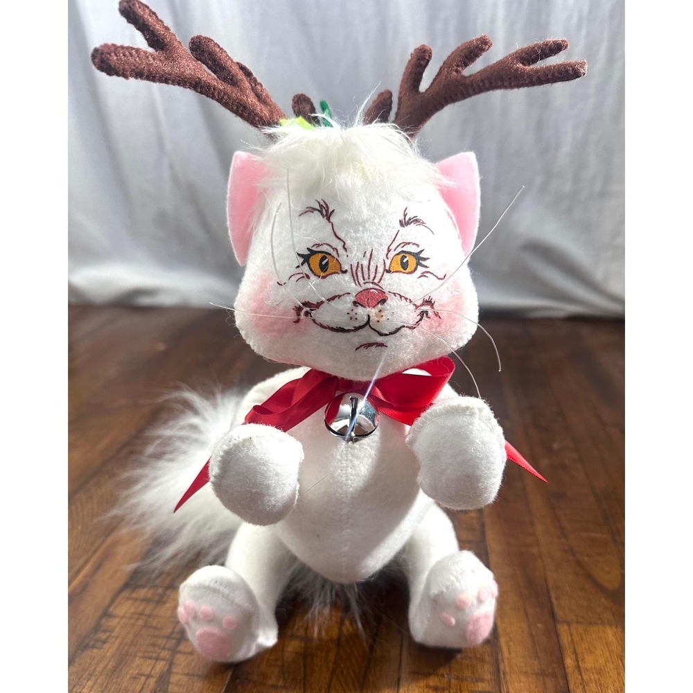 Annalee 2008 Christmas White Cat Reindeer Plush Jingle Bell Retired Vintage Y2K